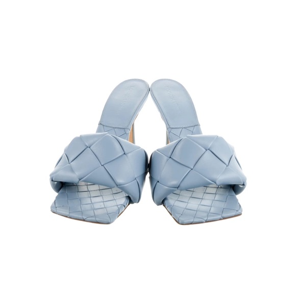 BOTTEGA VENETA Lido Sandals in color Ice (blue) - Picture 2 of 12